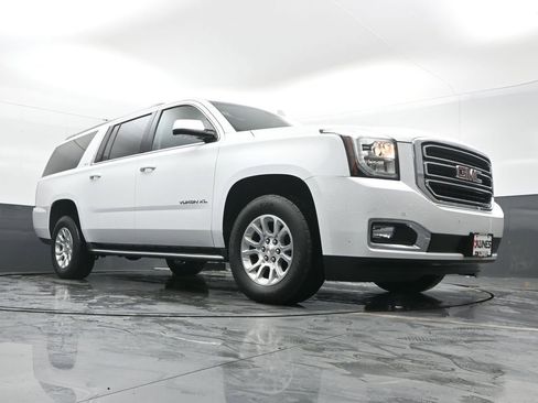 Used 2019 GMC Yukon XL SLT w/ Open Road Package image 42