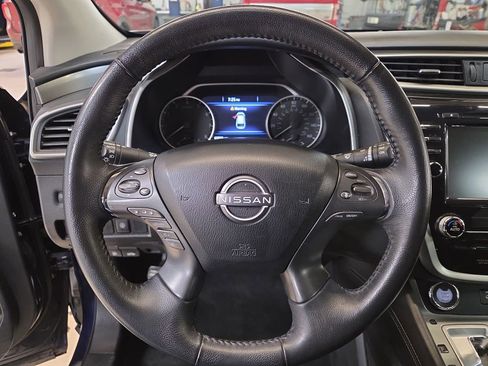 Used 2023 Nissan Murano SV image 15