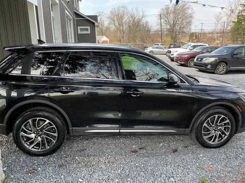 Used 2020 Lincoln Corsair AWD w/ Equipment Group 101A image 4