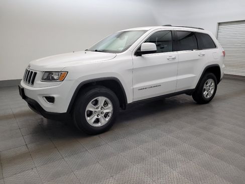 Used 2016 Jeep Grand Cherokee Laredo w/ Quick Order Package 23E AWD/4WD image 2