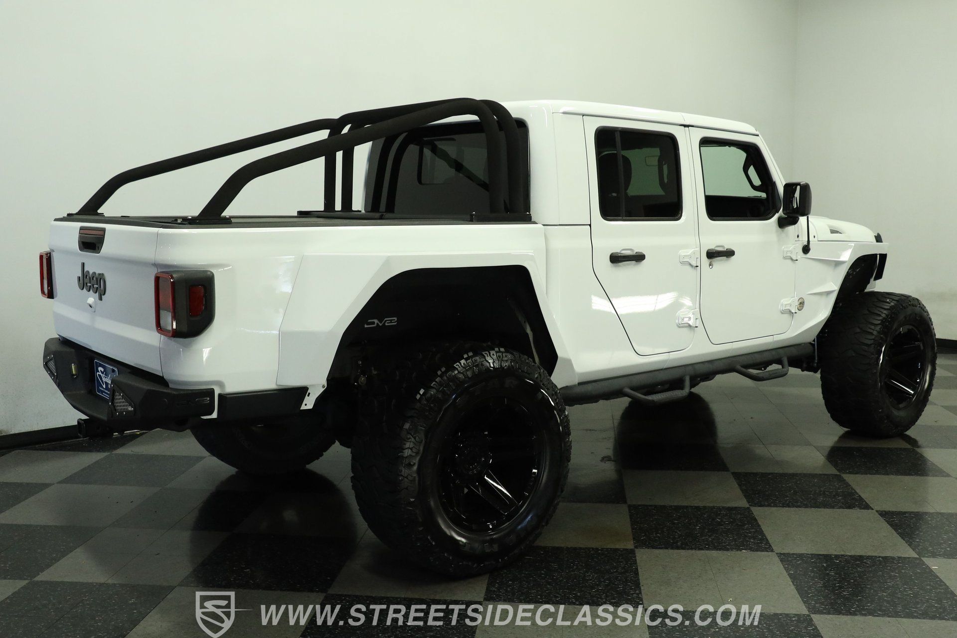 Used 2022 Jeep Gladiator Sport AWD/4WD image 12