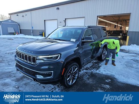 Used 2024 Jeep Wagoneer Series III w/ Premium Group I image 1