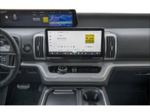 Used 2025 Ford Expedition Active image 9