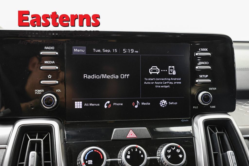 Used 2023 Kia Sorento LX FWD image 18