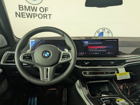 New 2026 BMW X5 M60i image 18