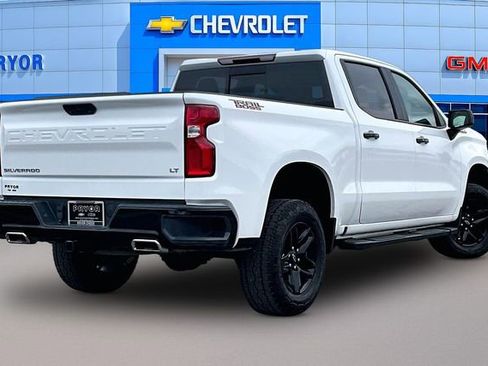 Used 2022 Chevrolet Silverado 1500 LT Trail Boss w/ Convenience Package II AWD/4WD image 5