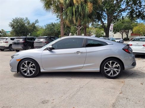 Used 2019 Honda Civic Touring image 7