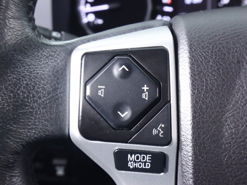 Used 2021 Toyota Tundra SR5 w/ SR5 Leather Package AWD/4WD image 13