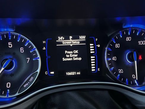 Used 2018 Chrysler Pacifica Touring Plus w/ S Appearance Package image 37