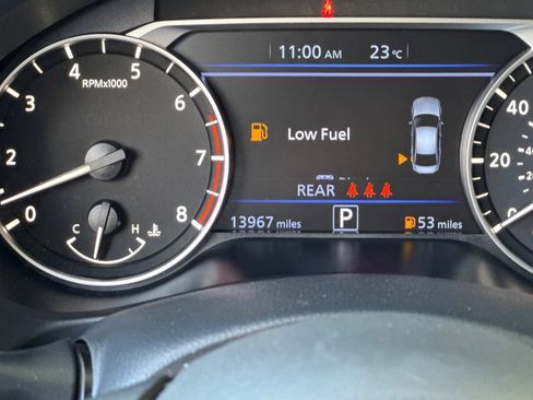 Used 2025 Nissan Altima 2.5 SV FWD image 20