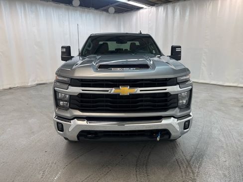 Certified 2025 Chevrolet Silverado 2500 LT w/ Convenience Package image 9