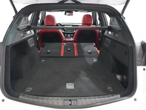 Used 2024 Alfa Romeo Stelvio Veloce image 34