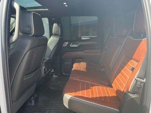 Used 2022 GMC Sierra 1500 Denali Ultimate AWD/4WD image 12