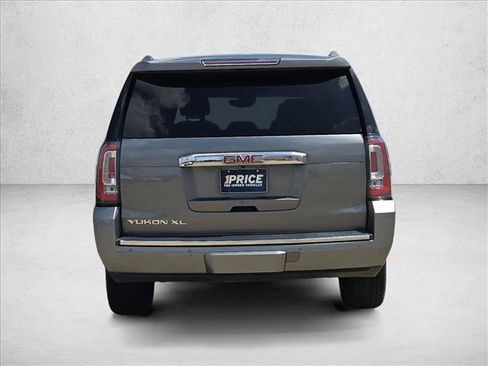Used 2019 GMC Yukon XL Denali RWD image 7