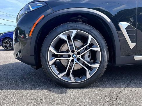Used 2025 BMW X5 xDrive40i w/ Climate Comfort Package AWD/4WD image 34