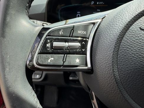 Used 2025 Kia Seltos S FWD image 24