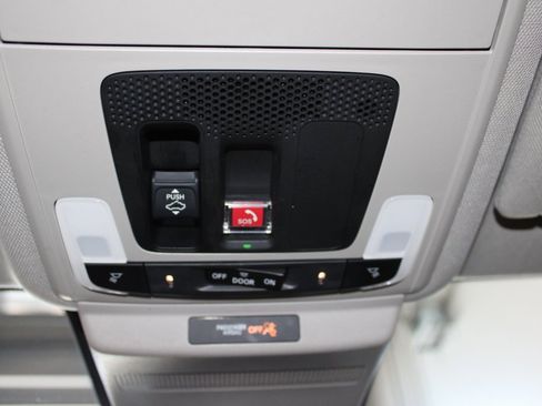 Used 2024 Honda Accord EX image 34