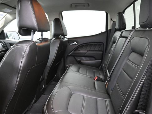 Certified 2022 GMC Canyon Denali image 14