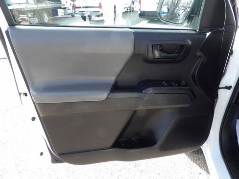 Used 2021 Toyota Tacoma SR image 14