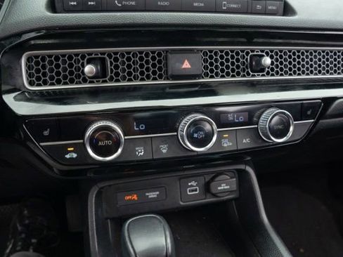 Used 2023 Honda Civic EX image 17