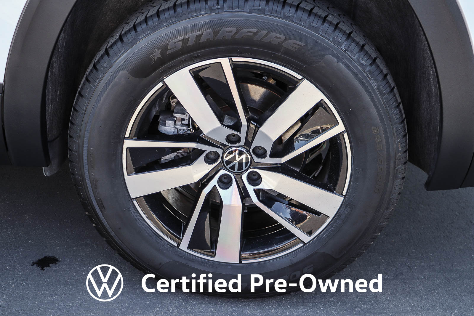 Certified 2023 Volkswagen Atlas SE FWD image 13
