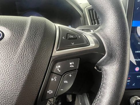 Used 2024 Ford Edge SEL AWD/4WD image 23