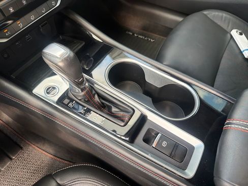 Certified 2024 Nissan Altima 2.5 SR w/ SR Premium Package image 41