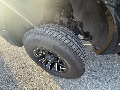 Used 2011 Ford F150 Platinum AWD/4WD image 26
