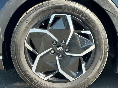 Used 2024 Hyundai Ioniq 5 SEL RWD image 33