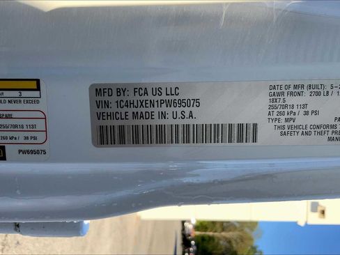 Used 2023 Jeep Wrangler Sahara image 30