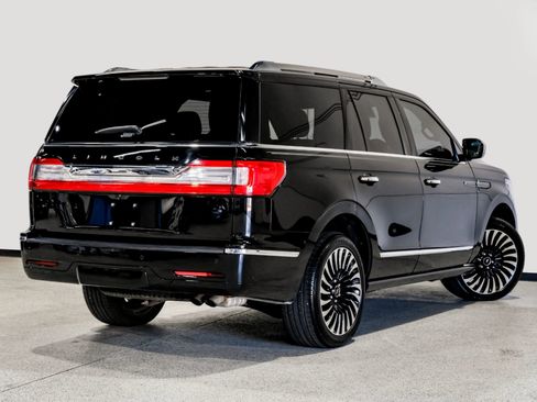 Used 2018 Lincoln Navigator Black Label image 6