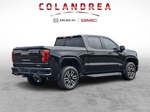 Used 2022 GMC Sierra 1500 AT4 w/ AT4 Preferred Package AWD/4WD image 6