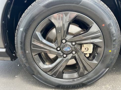 Used 2024 Subaru Crosstrek 2.0i AWD/4WD image 10
