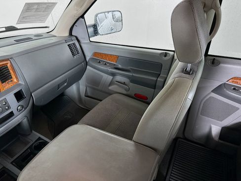 Used 2006 Dodge Ram 2500 Truck SLT AWD/4WD image 22