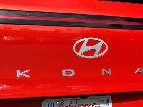 Used 2024 Hyundai Kona SEL FWD image 28