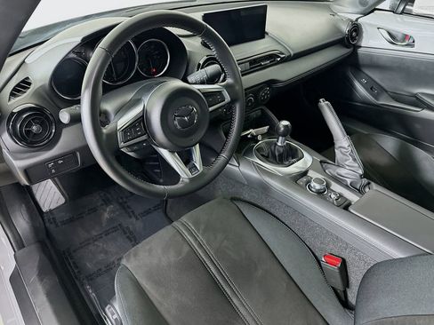 Used 2024 MAZDA MX-5 Miata Club RWD image 2
