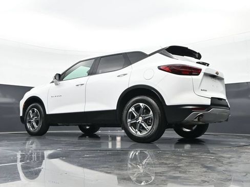 Used 2025 Chevrolet Blazer LT FWD image 44