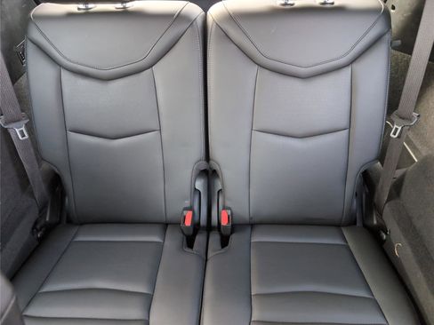 Used 2021 Cadillac XT6 Premium Luxury image 27