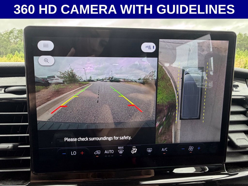 Used 2023 Ford Transit 350 XLT RWD image 3