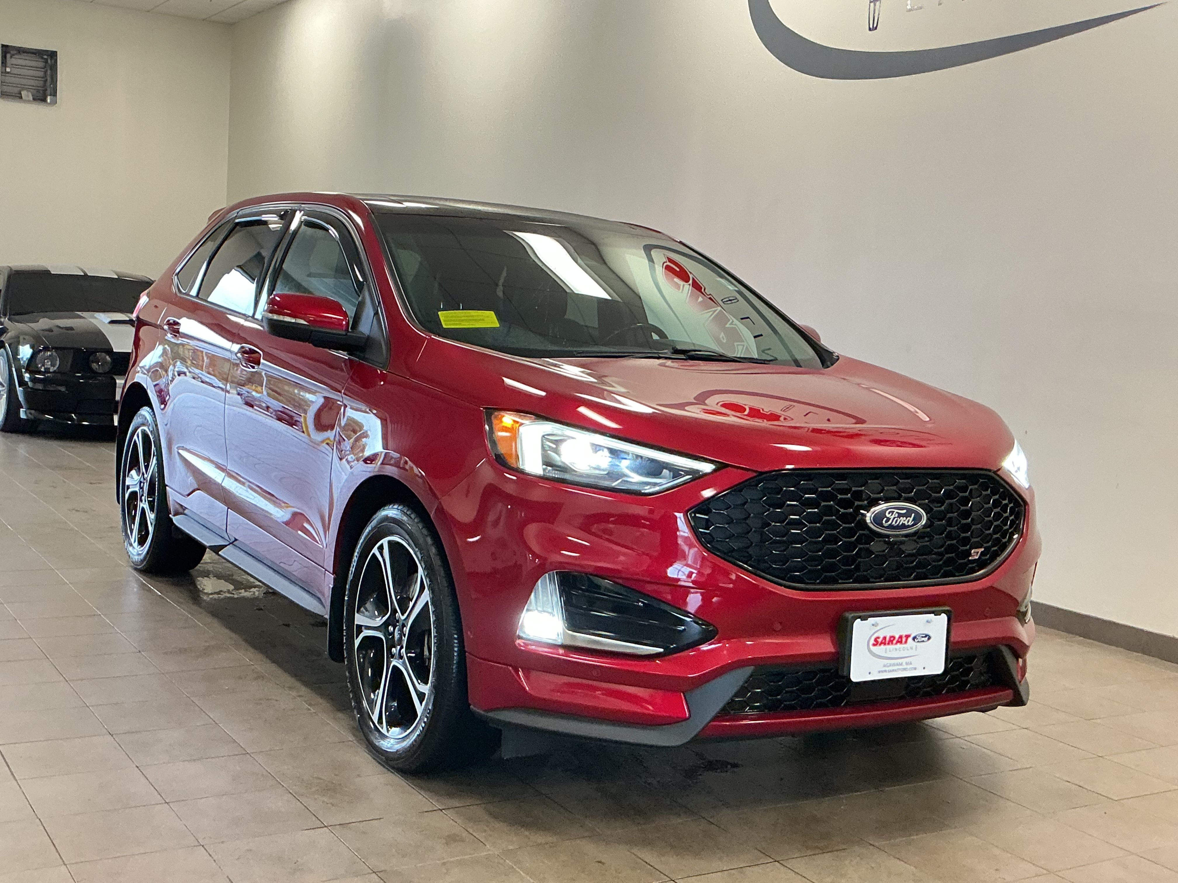 Used 2020 Ford Edge ST w/ Equipment Group 401A AWD/4WD image 2