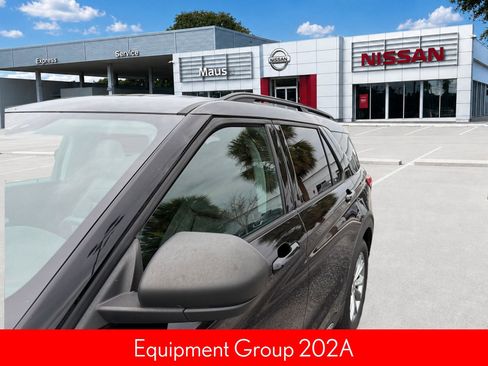Used 2021 Ford Explorer XLT w/ Equipment Group 202A RWD image 13