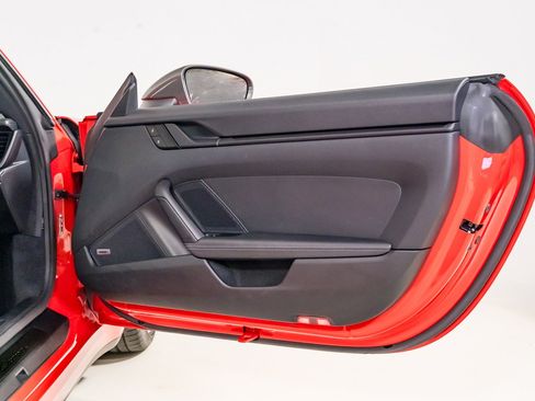 Used 2024 Porsche 911 Carrera T RWD image 30