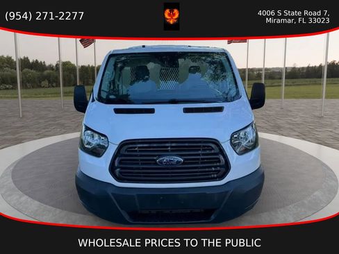Used 2017 Ford Transit 250 130 Low Roof RWD image 2