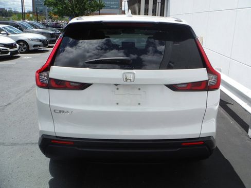 Used 2023 Honda CR-V EX image 8