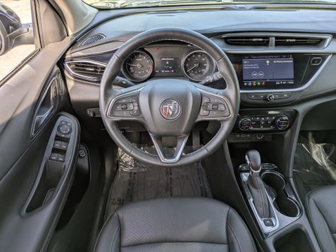 Used 2023 Buick Encore GX Essence w/ Experience Buick Package image 18