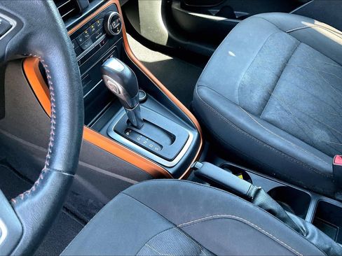 Used 2021 Ford EcoSport SE w/ SE Convenience Package FWD image 18