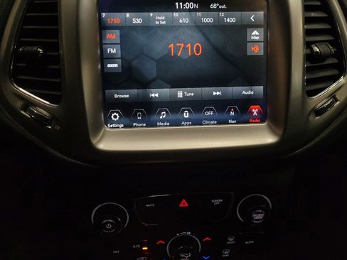 Used 2017 Jeep Compass Latitude w/ Popular Equipment Group AWD/4WD image 25