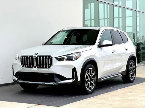 Certified 2025 BMW X1 xDrive28i image 9