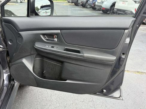 Used 2014 Subaru Crosstrek 2.0i Premium AWD/4WD image 10