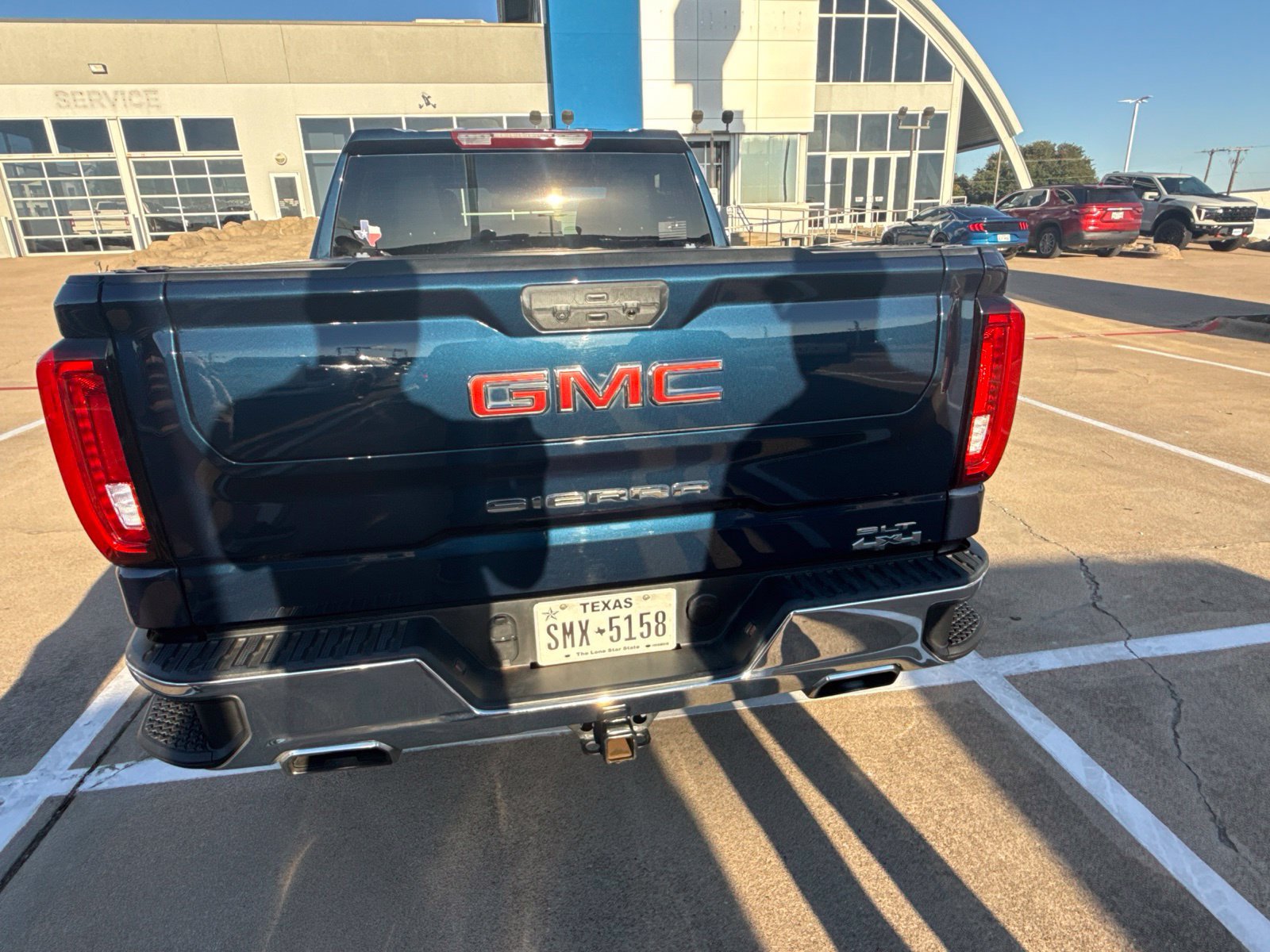 Used 2023 GMC Sierra 1500 SLT AWD/4WD image 17